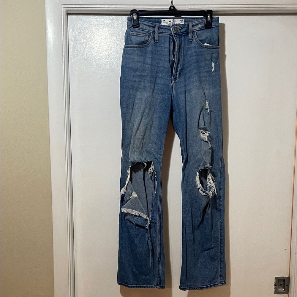 Hollister Ripped Blue Flare Jeans 26 x 31 curvy high-rise Dad jeans